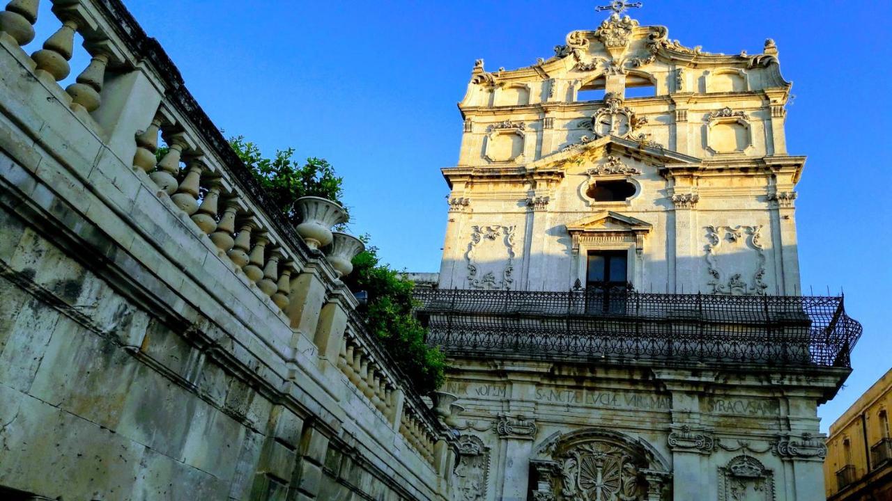 Elegante Appartamento In Palazzo Storico Ortigia Сиракузы Экстерьер фото
