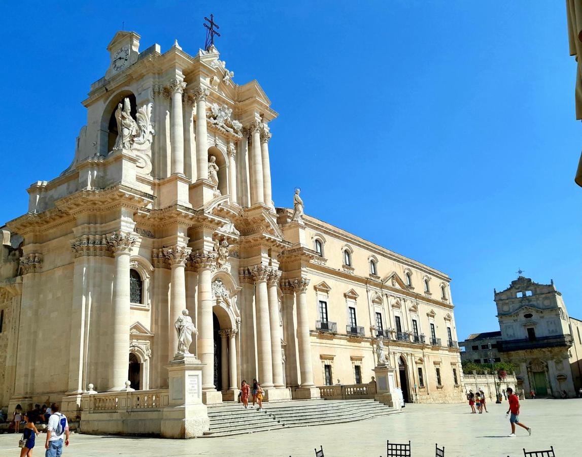 Elegante Appartamento In Palazzo Storico Ortigia Сиракузы Экстерьер фото