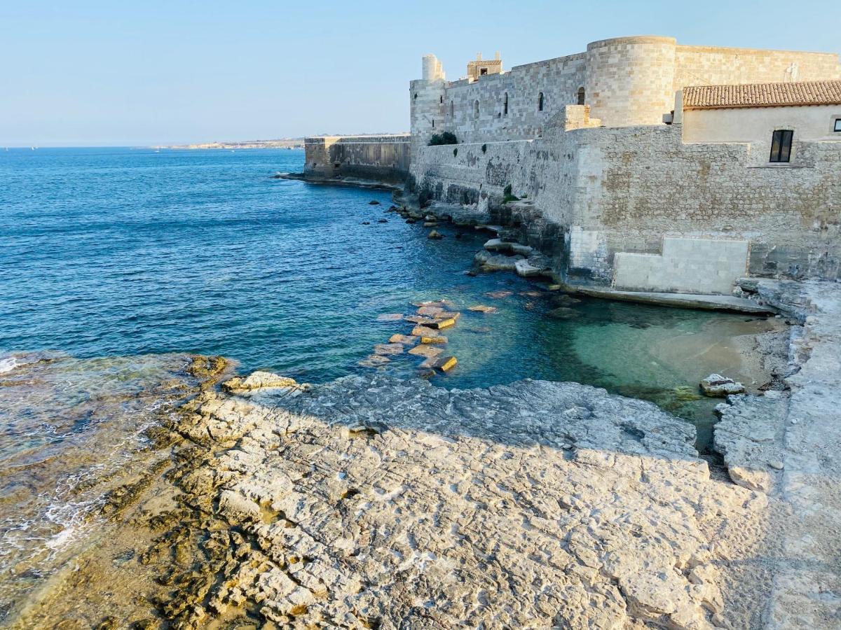 Elegante Appartamento In Palazzo Storico Ortigia Сиракузы Экстерьер фото