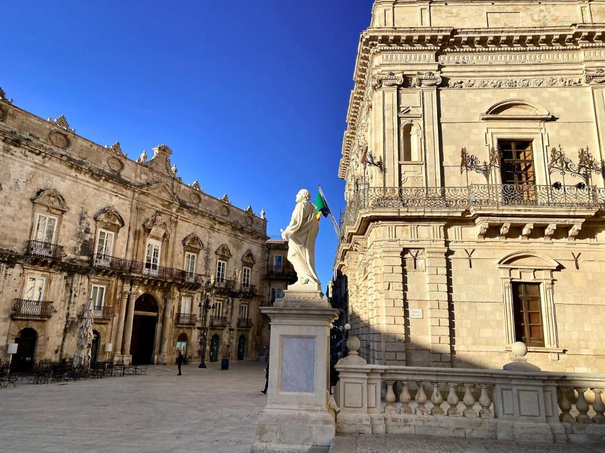 Elegante Appartamento In Palazzo Storico Ortigia Сиракузы Экстерьер фото