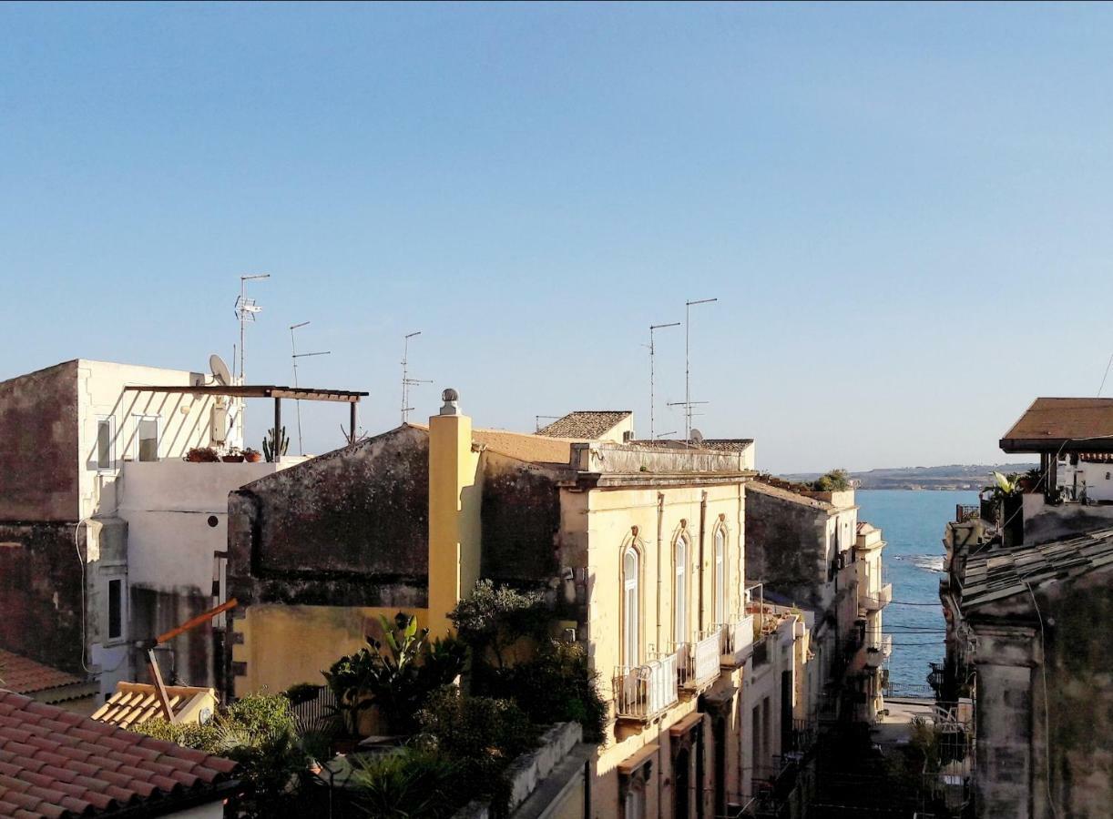 Elegante Appartamento In Palazzo Storico Ortigia Сиракузы Экстерьер фото